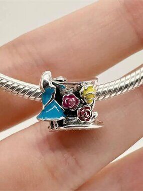 📝 📝 Pandora Disney Alice in Wonderland & The Mad Hatter's Tea Party Charm